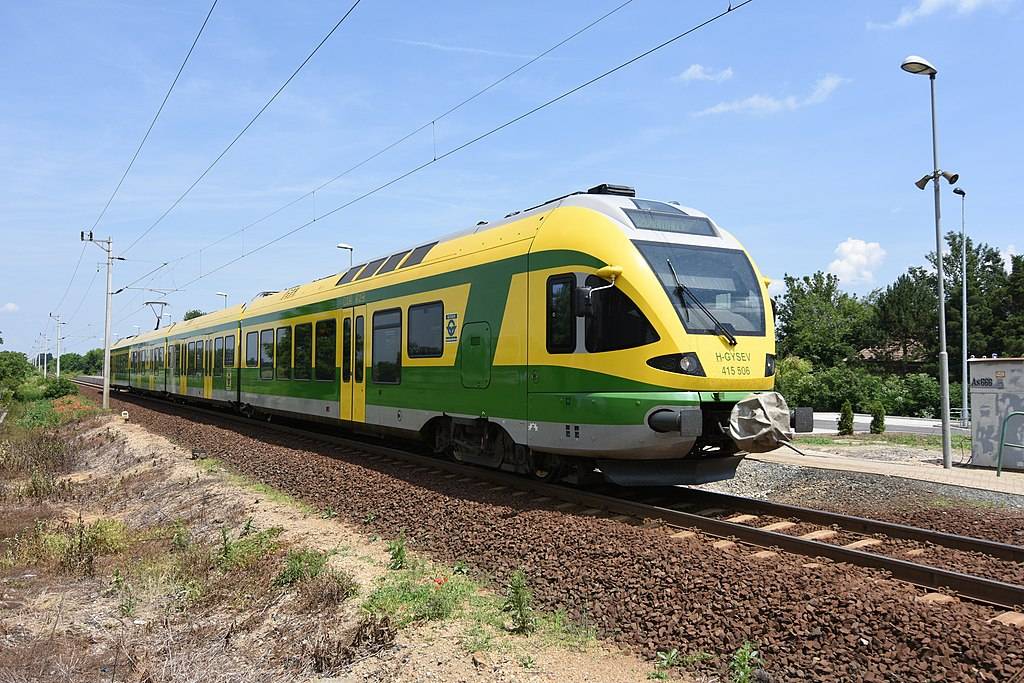 Vasút
